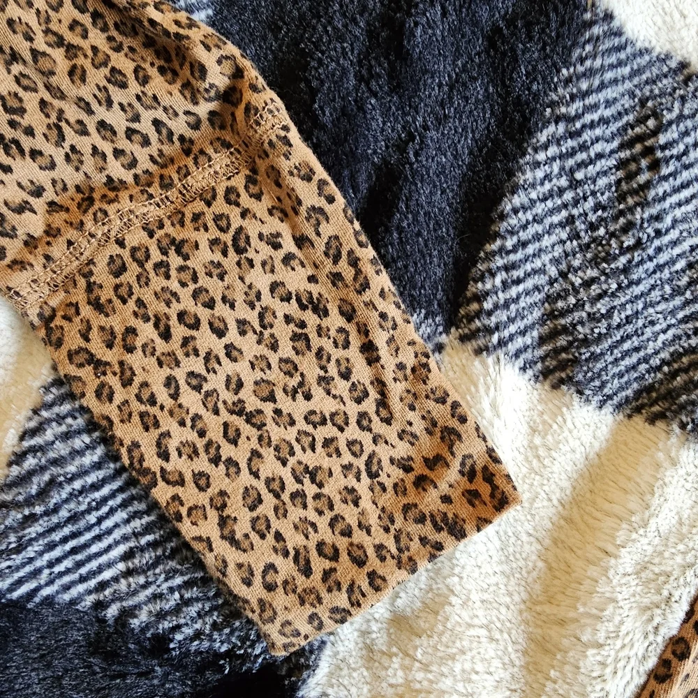 Gap long-sleeve top, size M‎